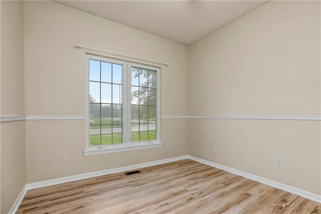 675 S Evergreen Street — photo 16