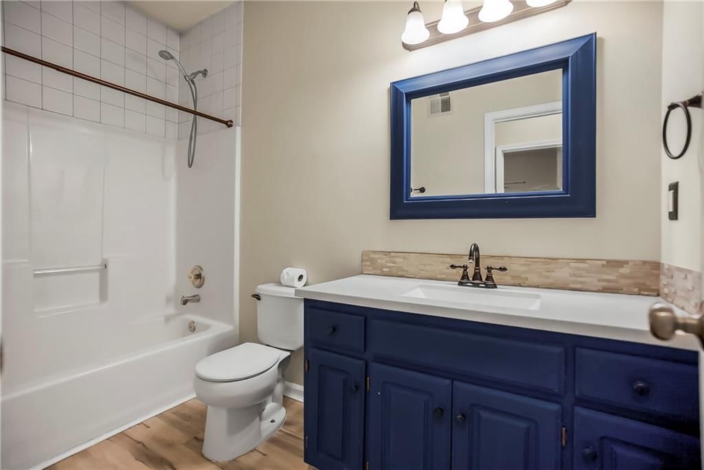 675 S Evergreen Street — photo 17