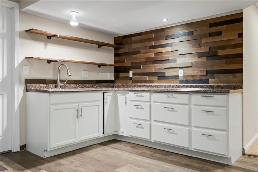 675 S Evergreen Street — photo 23