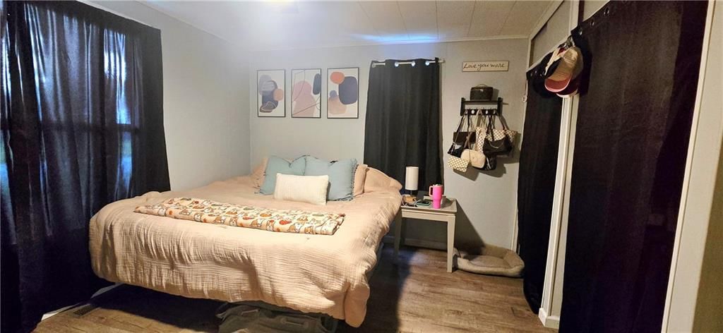 1704 N Elm Street — photo 12