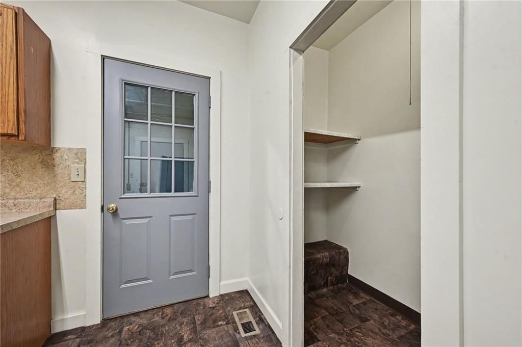 1801 Edmond Street — photo 10