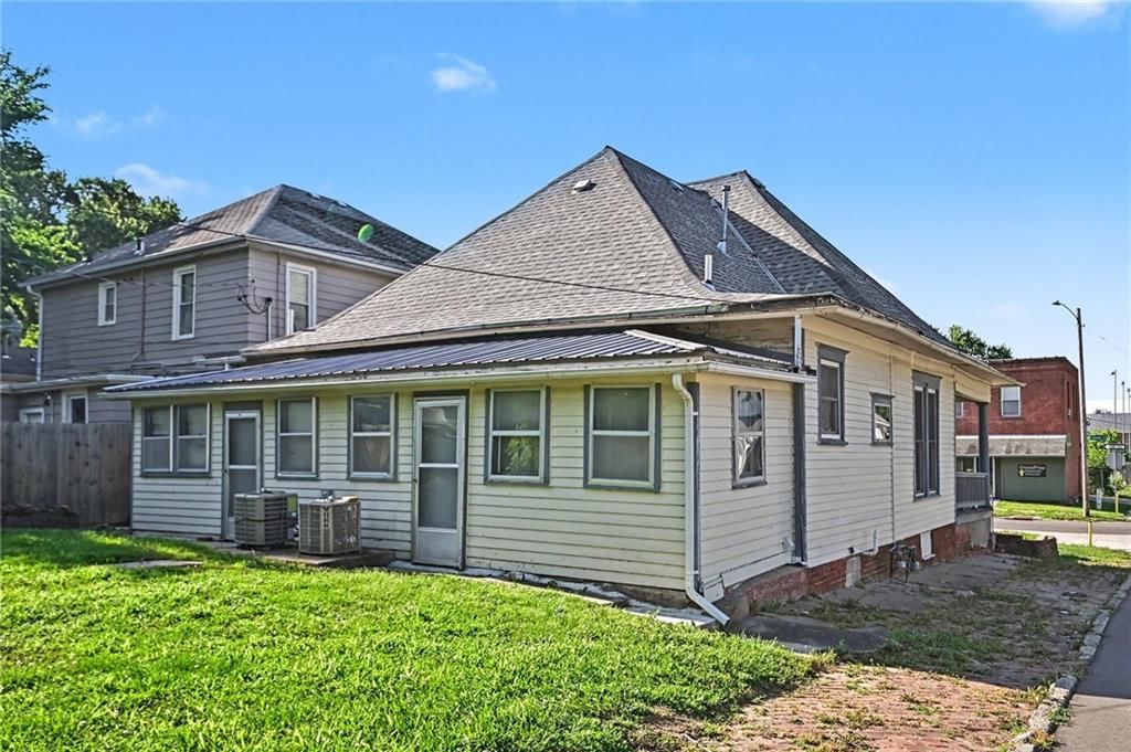 1801 Edmond Street — photo 22