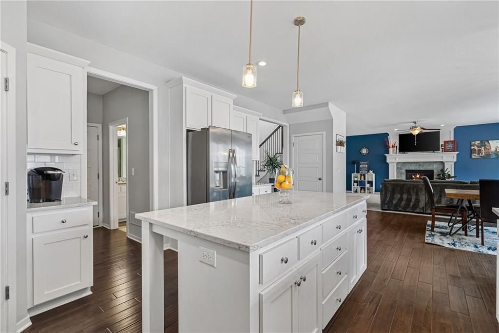 20430 W 107th Terrace — photo 14