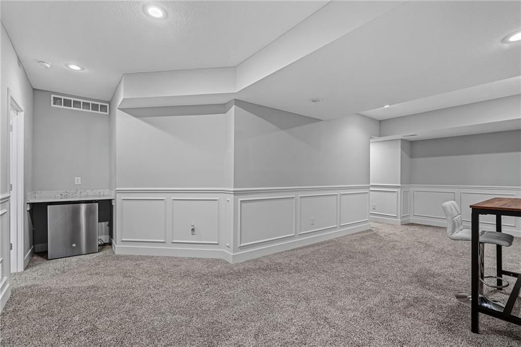 20430 W 107th Terrace — photo 41