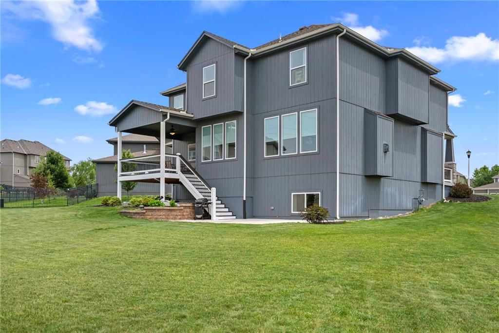20430 W 107th Terrace — photo 47