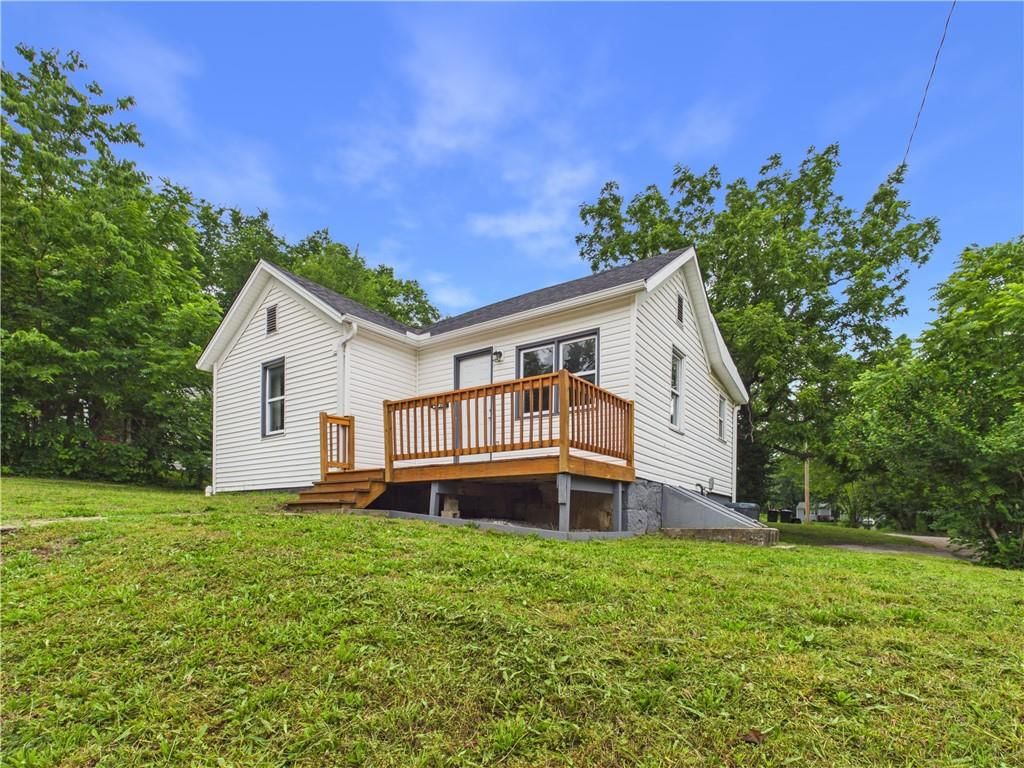 409 W Culton Street — photo 3