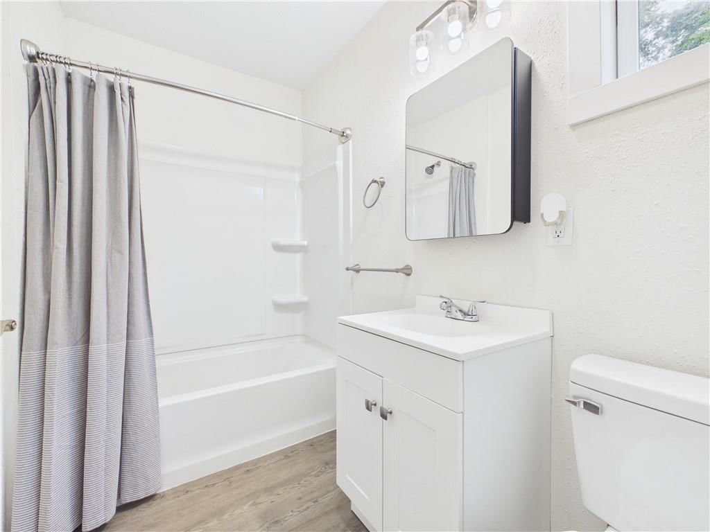 409 W Culton Street — photo 18