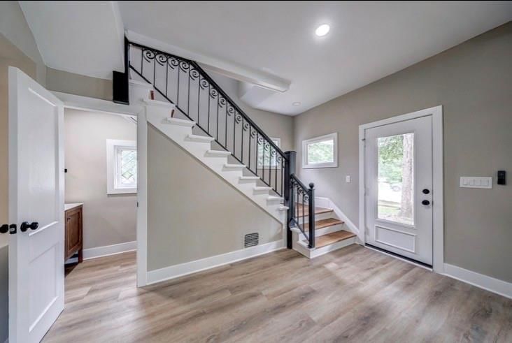 10015 Johnson Drive — photo 9