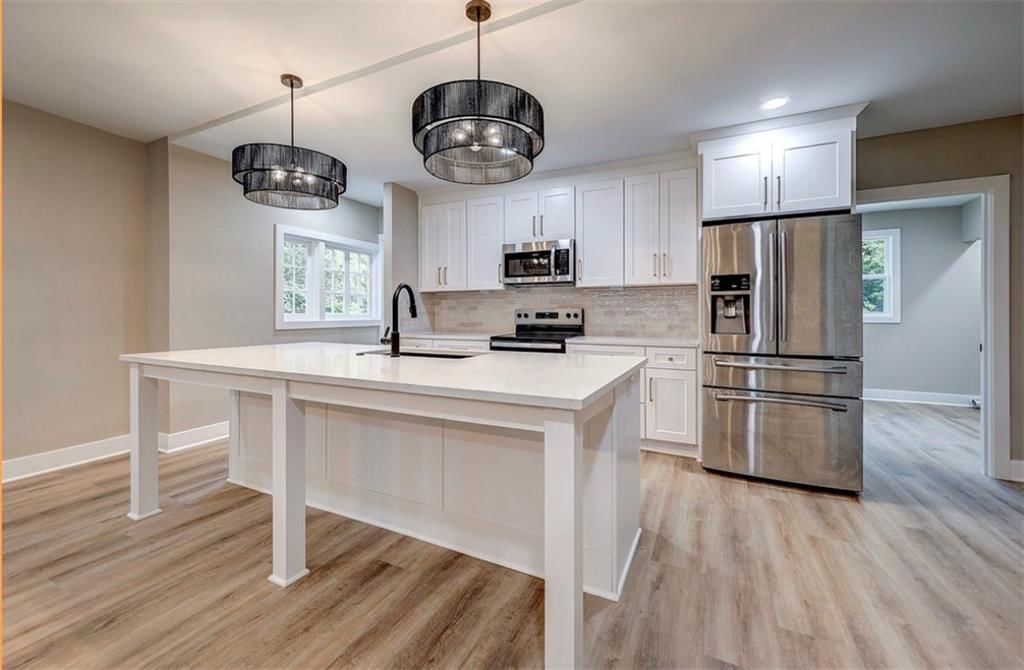 10015 Johnson Drive — photo 18