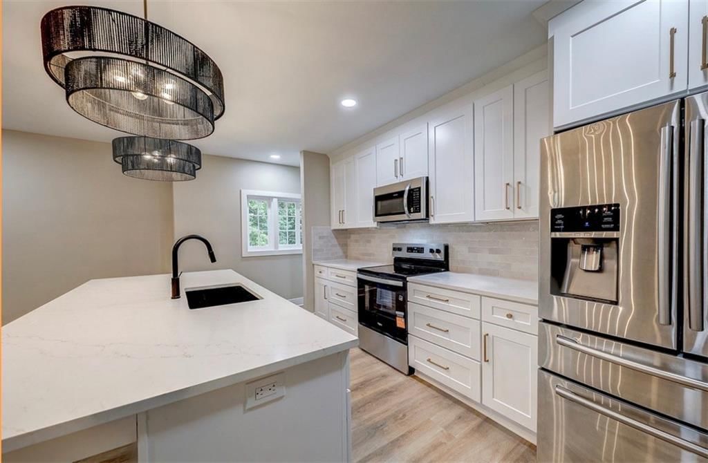 10015 Johnson Drive — photo 20