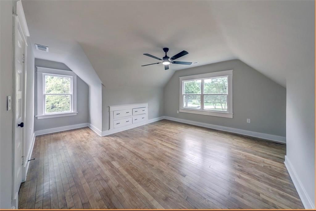 10015 Johnson Drive — photo 32