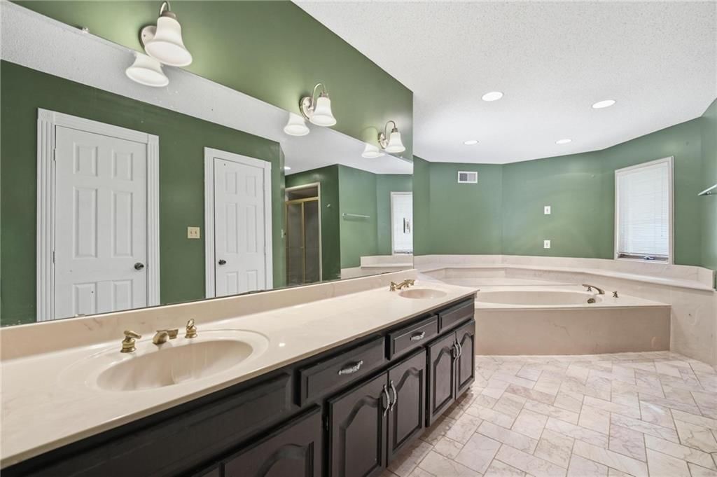 604 NW 64th Street — photo 28