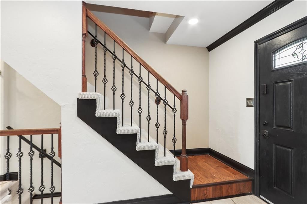 8350 Woodward Street — photo 3