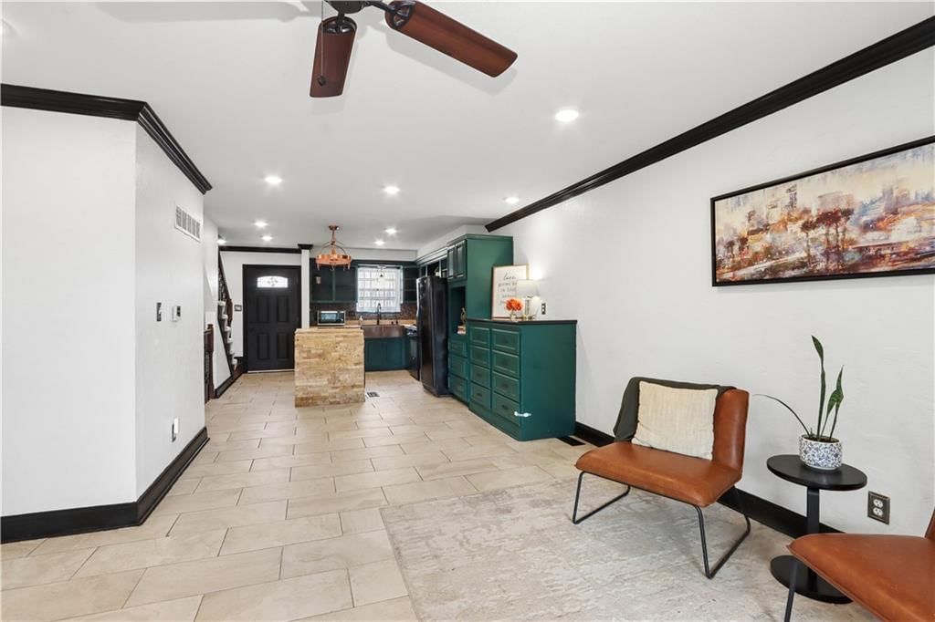 8350 Woodward Street — photo 11