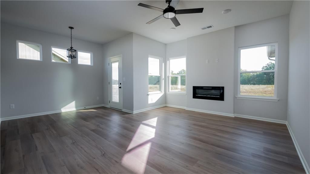 1309 NE Redwood Court — photo 3