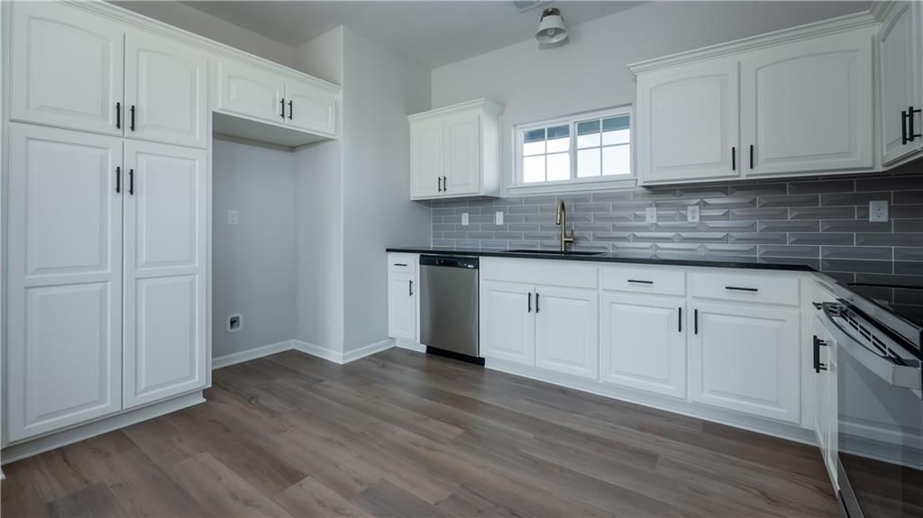 1309 NE Redwood Court — photo 6