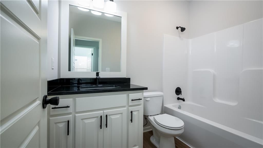 1309 NE Redwood Court — photo 7