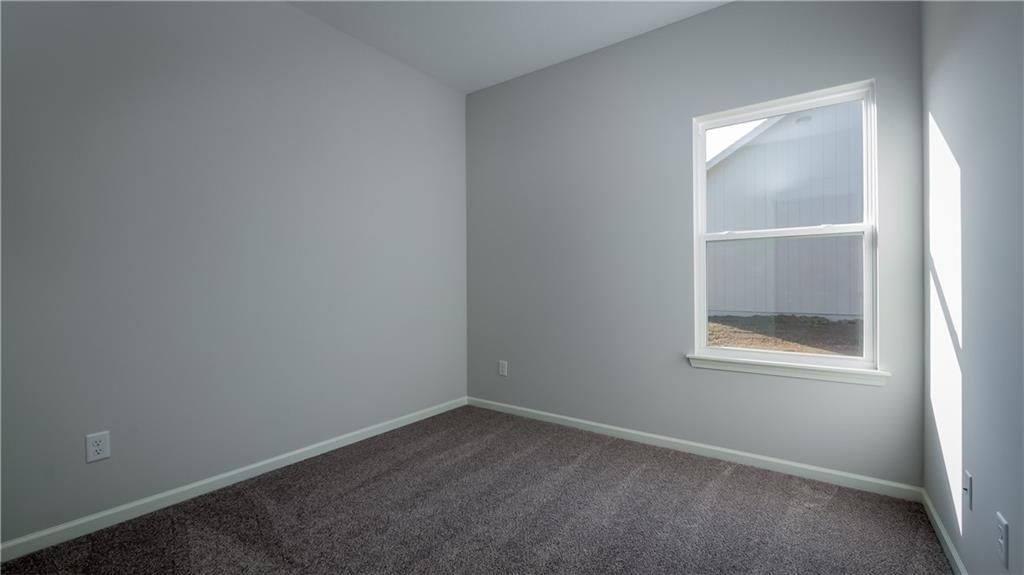 1309 NE Redwood Court — photo 10