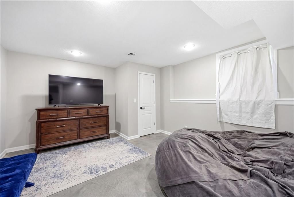 3345 W 143rd Terrace — photo 69