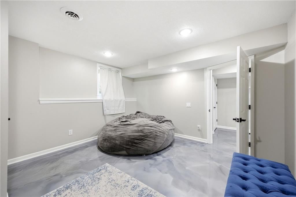 3345 W 143rd Terrace — photo 70