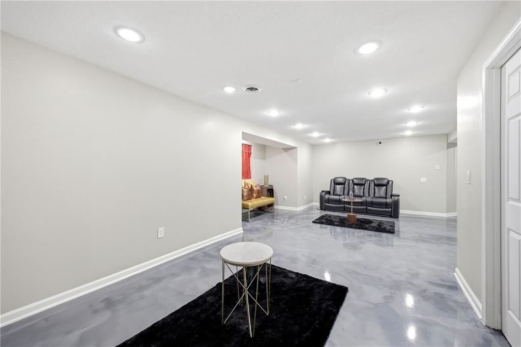 3345 W 143rd Terrace — photo 72