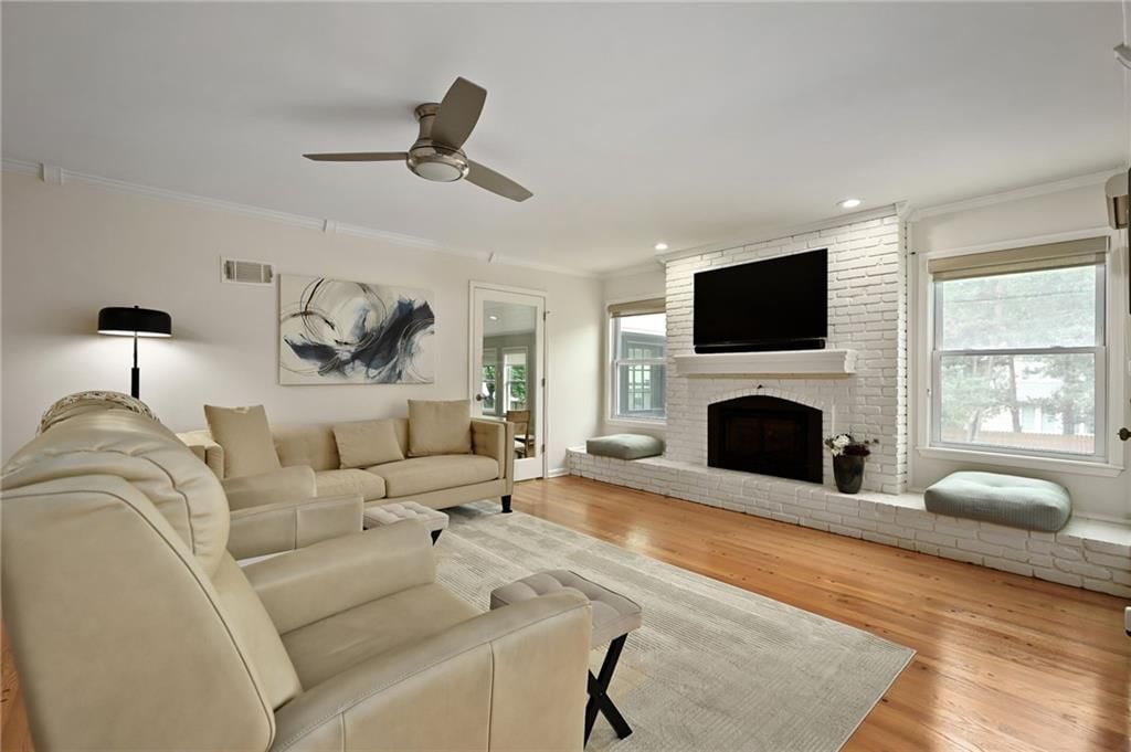 8016 Fontana Street — photo 10