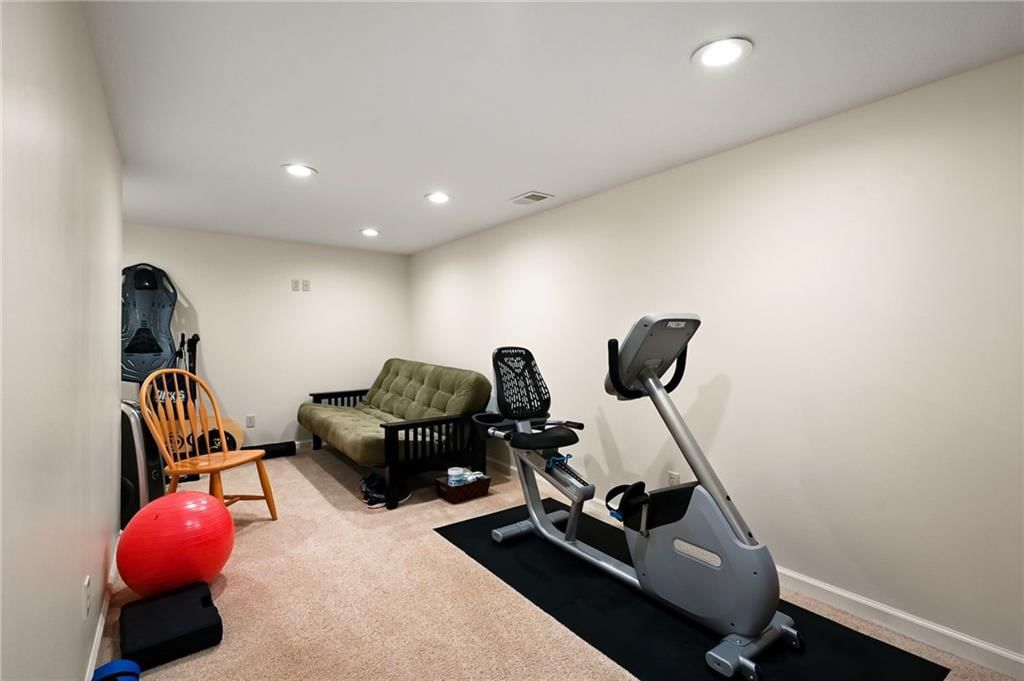 8016 Fontana Street — photo 33