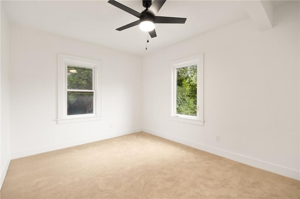 1226 Everett Avenue — photo 21