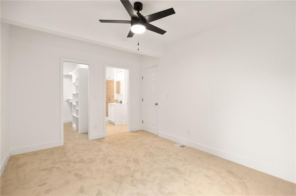 1226 Everett Avenue — photo 22