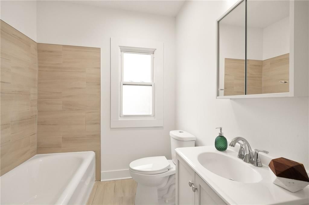 1226 Everett Avenue — photo 26