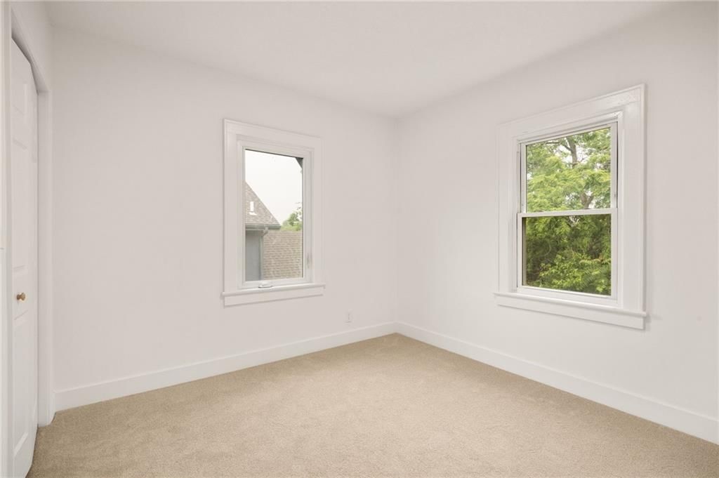 1226 Everett Avenue — photo 28
