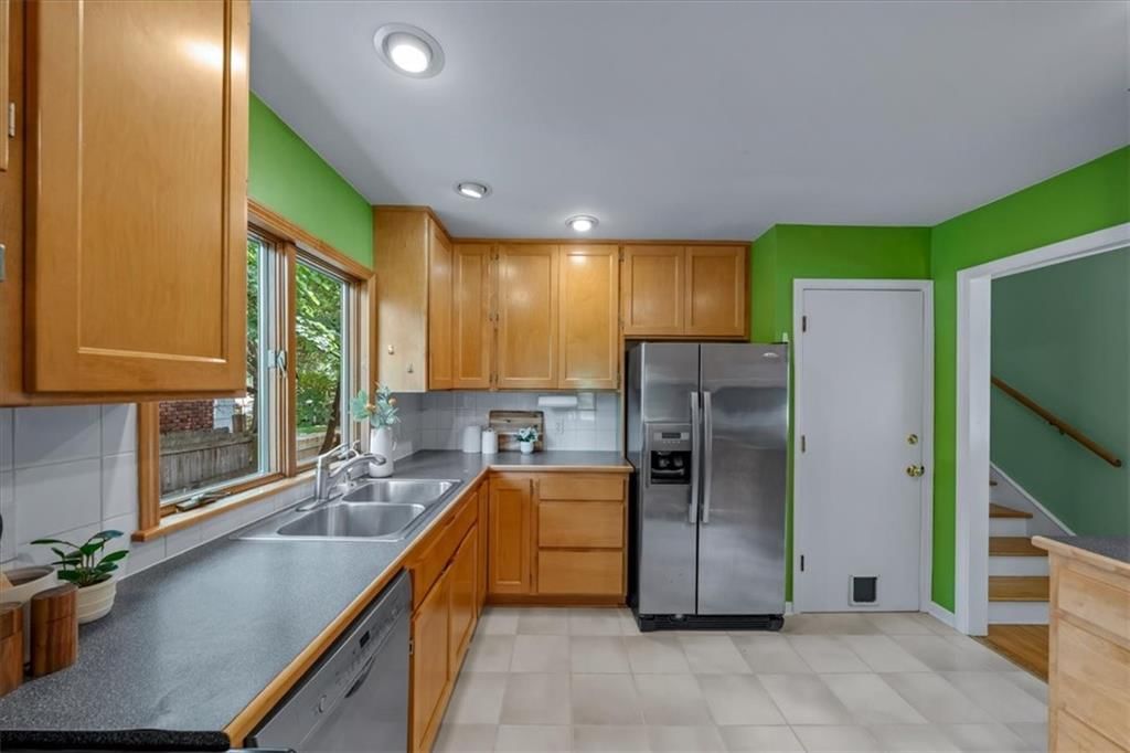 6221 Delmar Street — photo 8