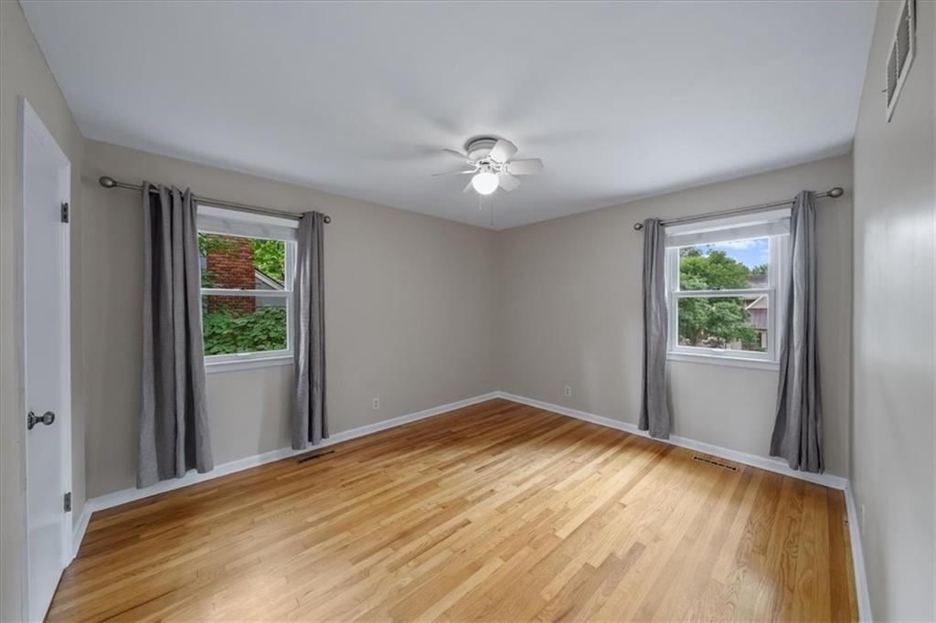 6221 Delmar Street — photo 13