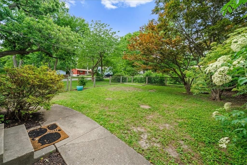 6221 Delmar Street — photo 23