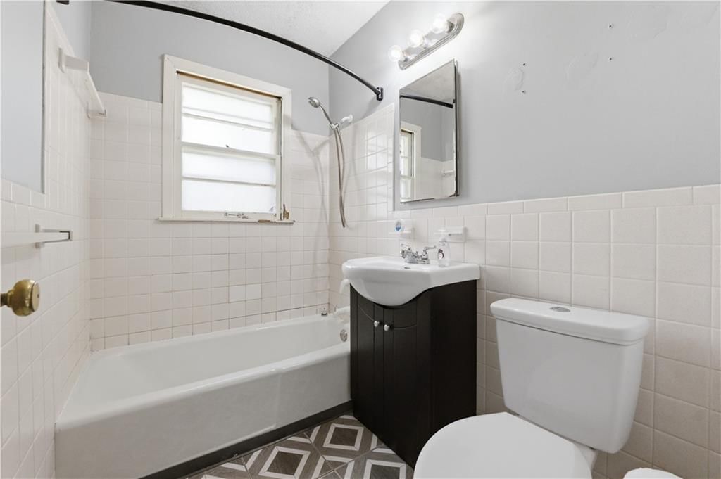 7514 N VIRGINIA Avenue — photo 16