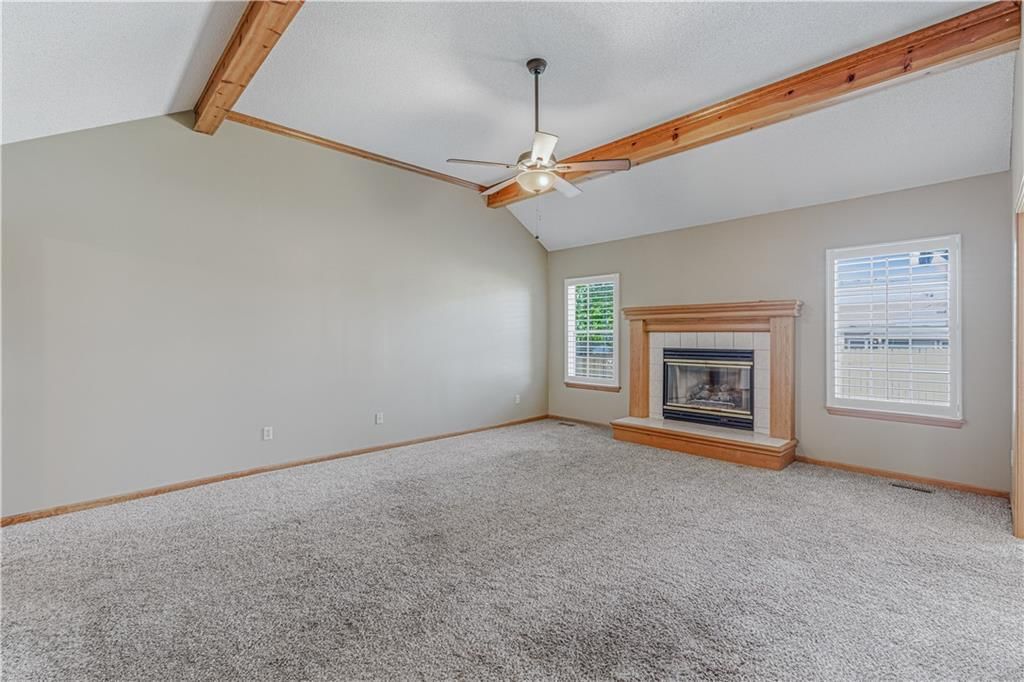3320 HANTHORN Avenue — photo 7