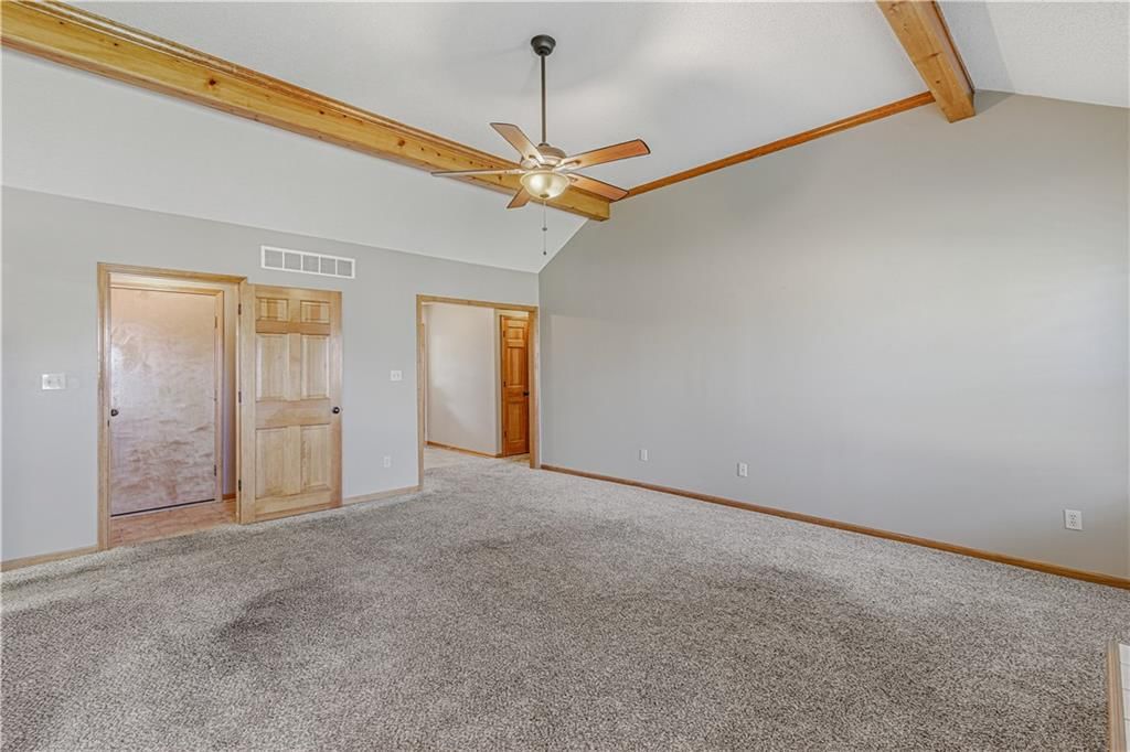 3320 HANTHORN Avenue — photo 8