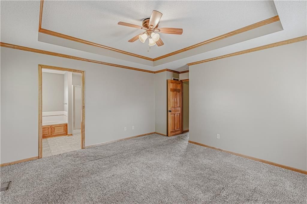 3320 HANTHORN Avenue — photo 20
