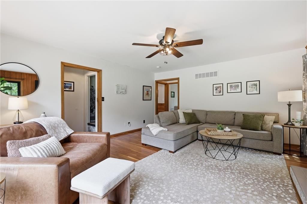 6311 Sherwood Lane — photo 4