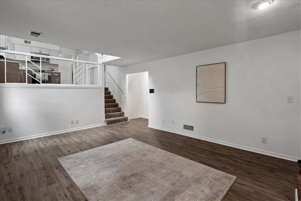 8009 E 96th Street — photo 24