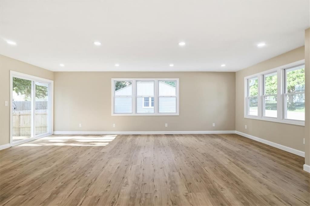 106 Baldwin Street — photo 4