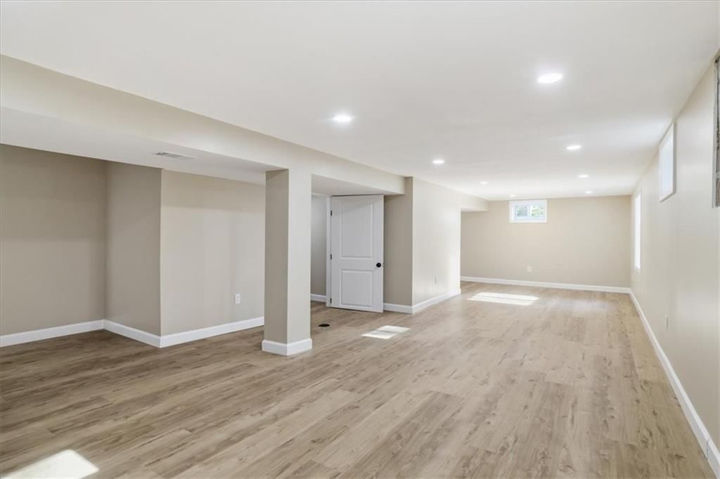 106 Baldwin Street — photo 17