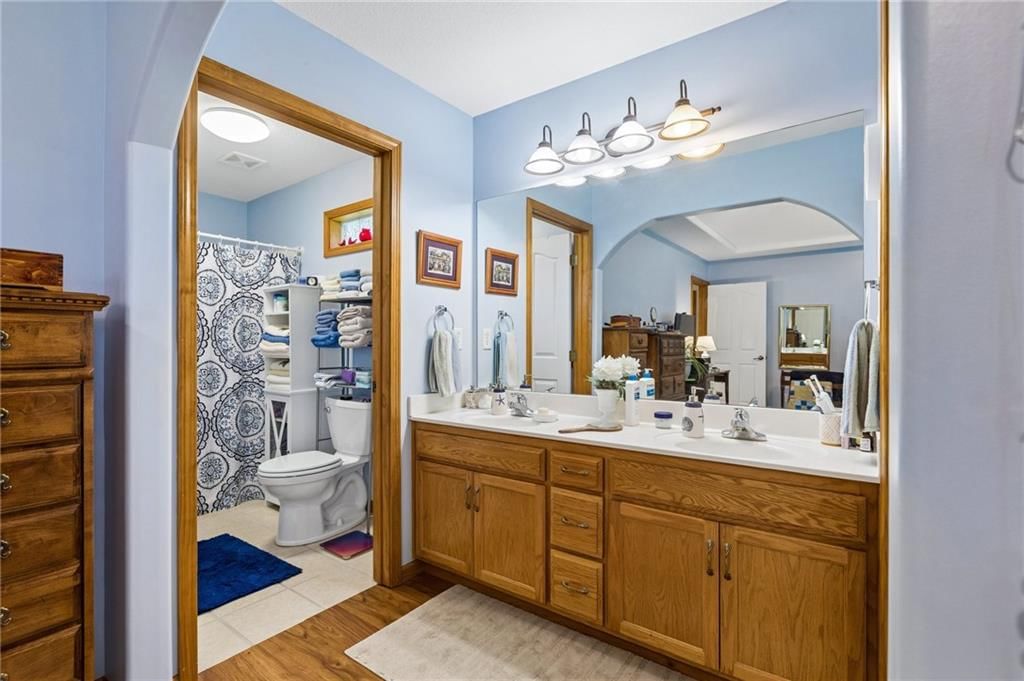 516 Dolinger Court — photo 23