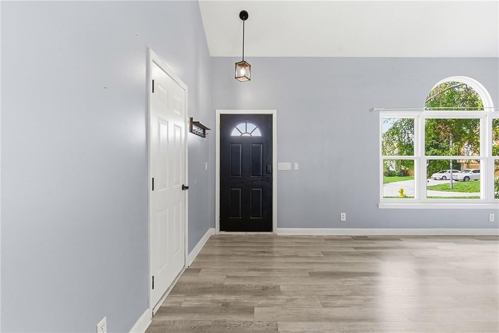 603 Mayberry Court — photo 3
