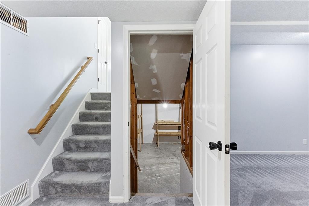 603 Mayberry Court — photo 32