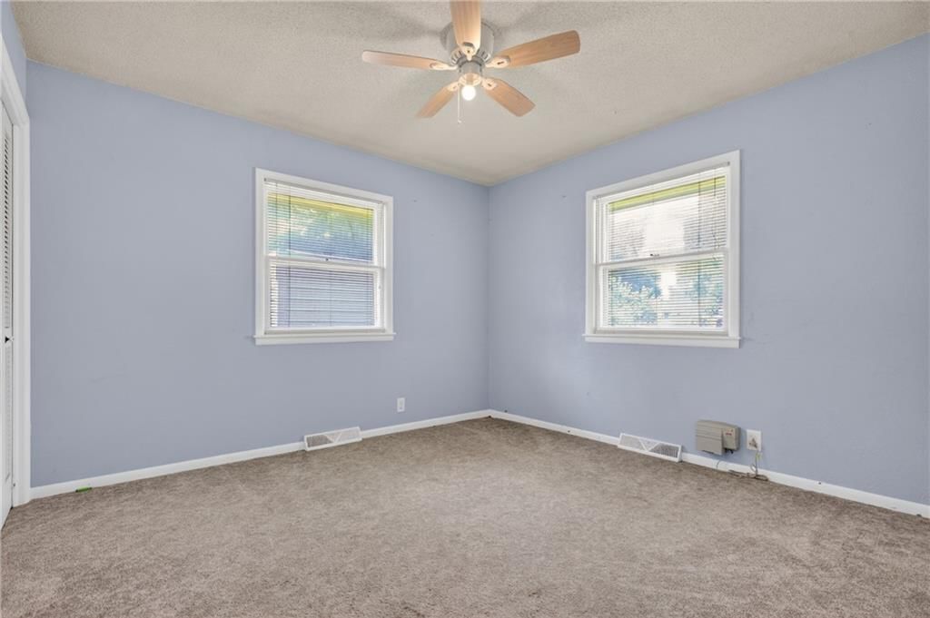 504 Sunset Circle — photo 10