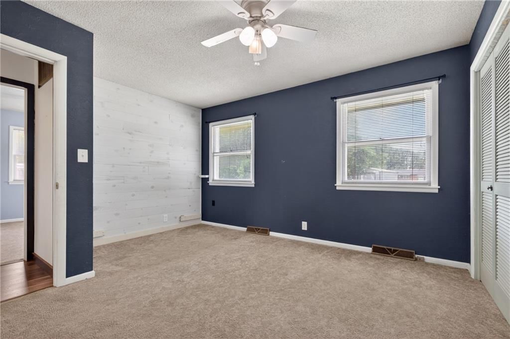 504 Sunset Circle — photo 18