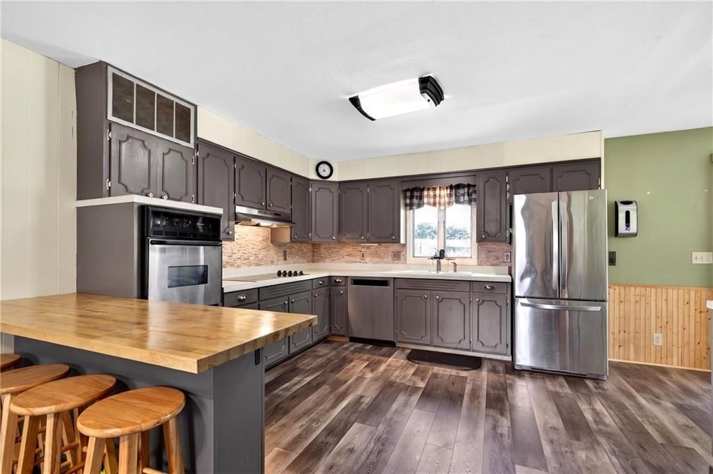 504 Sunset Circle — photo 23