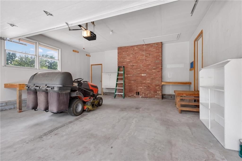 504 Sunset Circle — photo 29