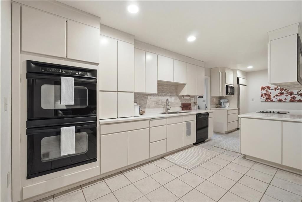 538 Prospect Street — photo 9